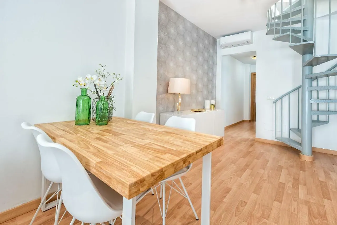 Iloftmalaga Cuarteles Apartment